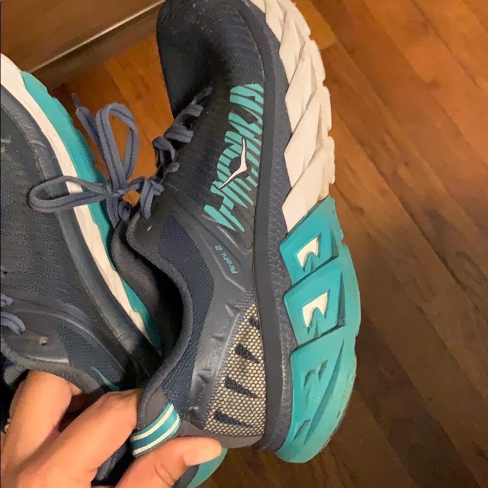 Hoka Arahi 2 9